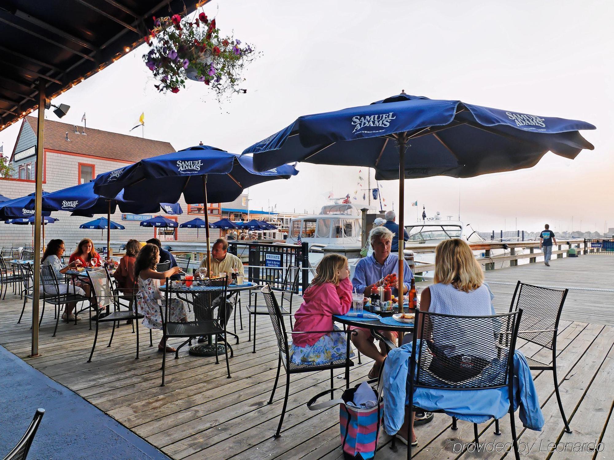 The Newport Harbor Hotel & Marina Restauracja zdjęcie